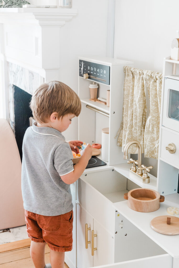 Kids indoor place space with pretend kitchen in Indiana
